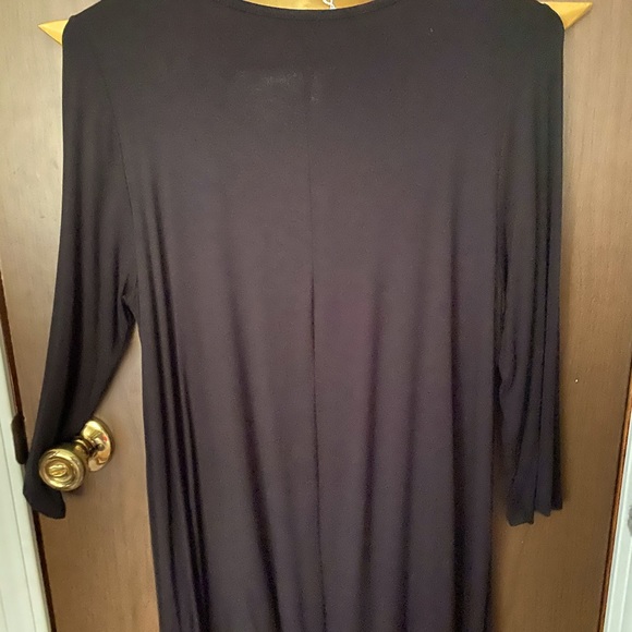 Tunics - Picture 4 of 4